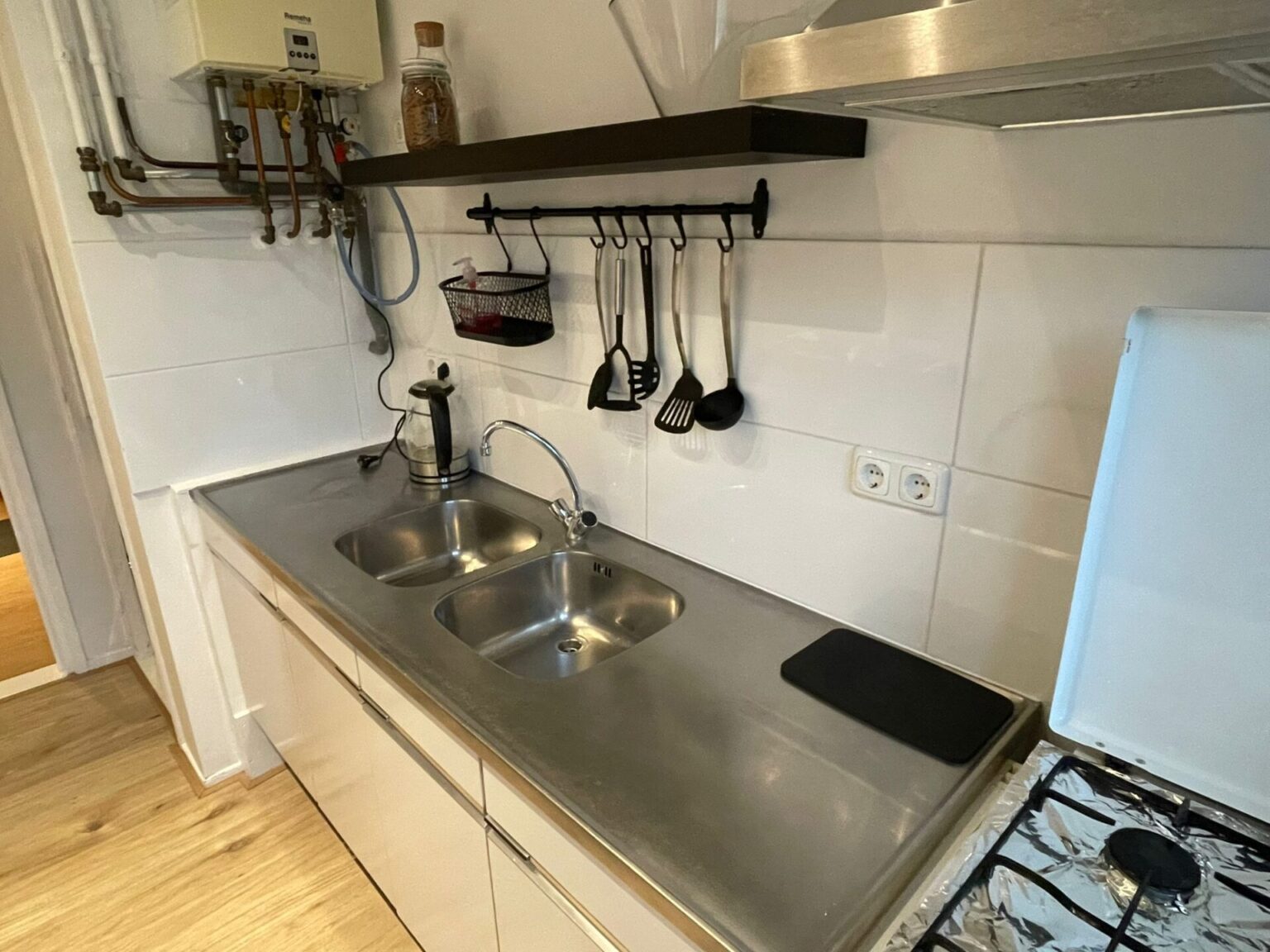 c0e77ccc-400a-4fa3-98b3-d6fd54d3d581